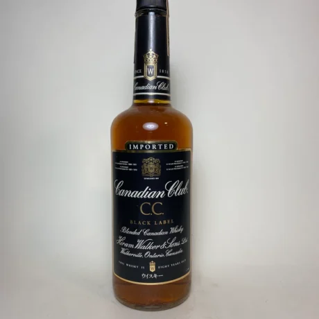Canadian Club Black Label 8YO Blended Canadian Whisky - Distilled 1980s / Bottled 1990s (40%, 75cl)