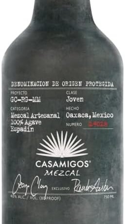 Casamigos Mezcal | 40% vol | 70cl | Artisanal Agave Spirit | Notes of Smoke & Black Pepper | Recommended for Cocktails & Alcohol Drinks | Made from Espadin Agave in Oaxaca | Mexico