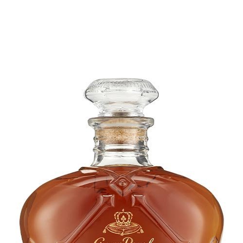 crown-royal-29-year-old-extra-rare-blended-canadian-whisky-3_1.jpg