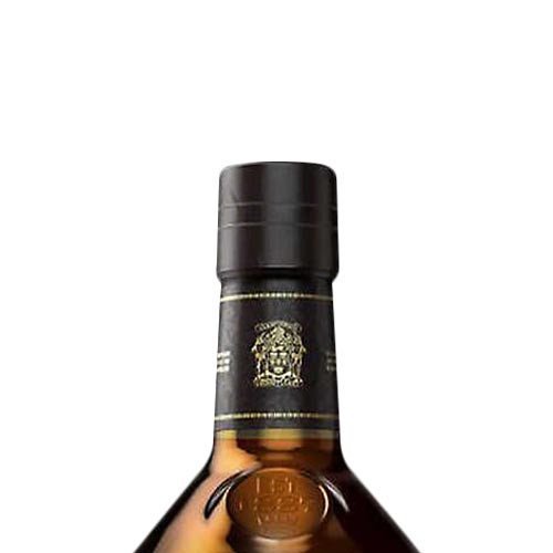 glenfiddich-30-year-old-single-malt-whisky-3.jpg