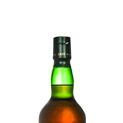 laphroaig-the-ian-hunter-story-book-4-malt-master-34-year-old-single-malt-scotch-whisky-3.jpg
